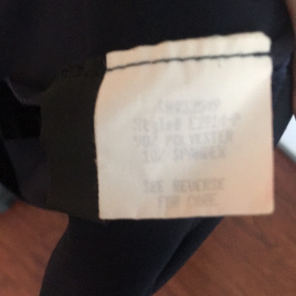 Laundry - Picture 5 of 5